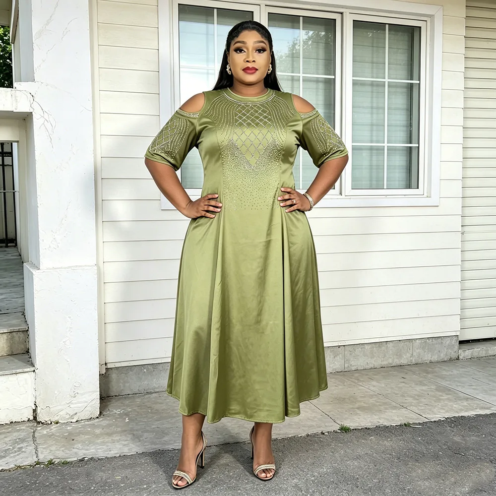 Robe Midi Africaine S9915 – Épaules Dénudées, Strass & Perles, Style Élégant