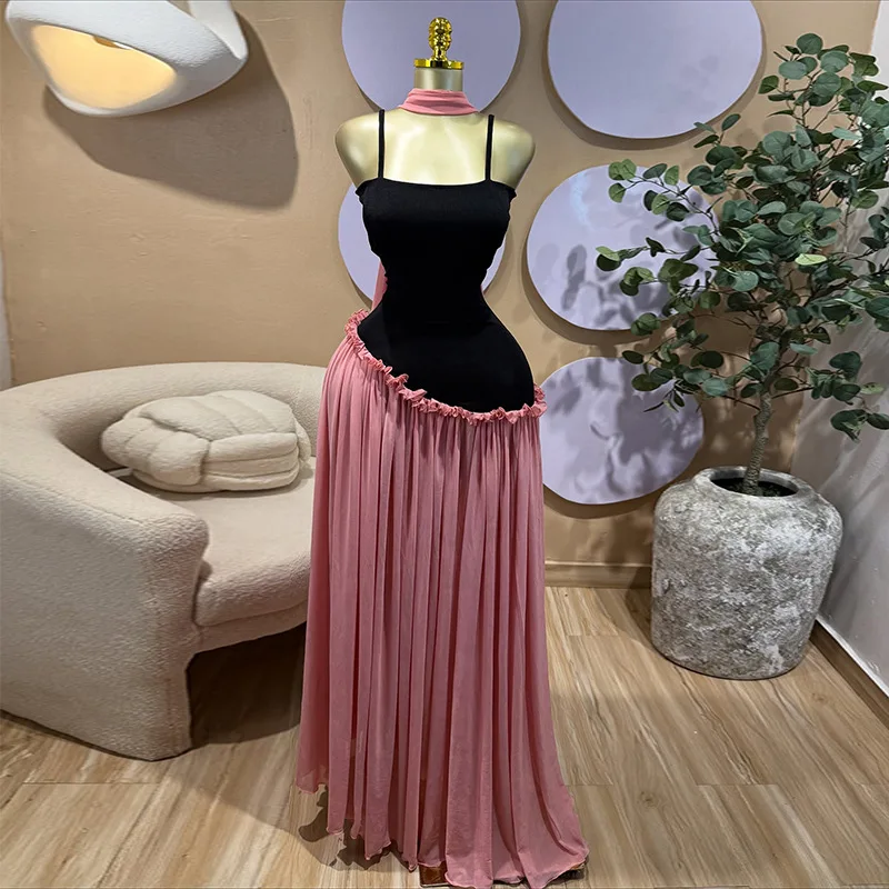 Robe Maxi Bicolore Bretelles Spaghetti SU9014 – Élégante & Sexy pour Femme
