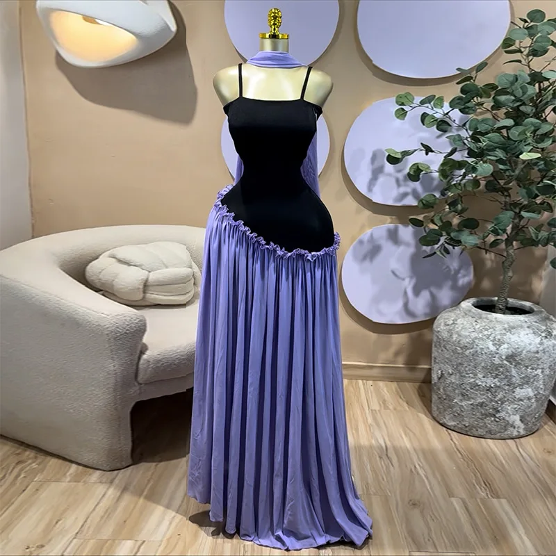 Robe Maxi Bicolore Bretelles Spaghetti SU9014 – Élégante & Sexy pour Femme
