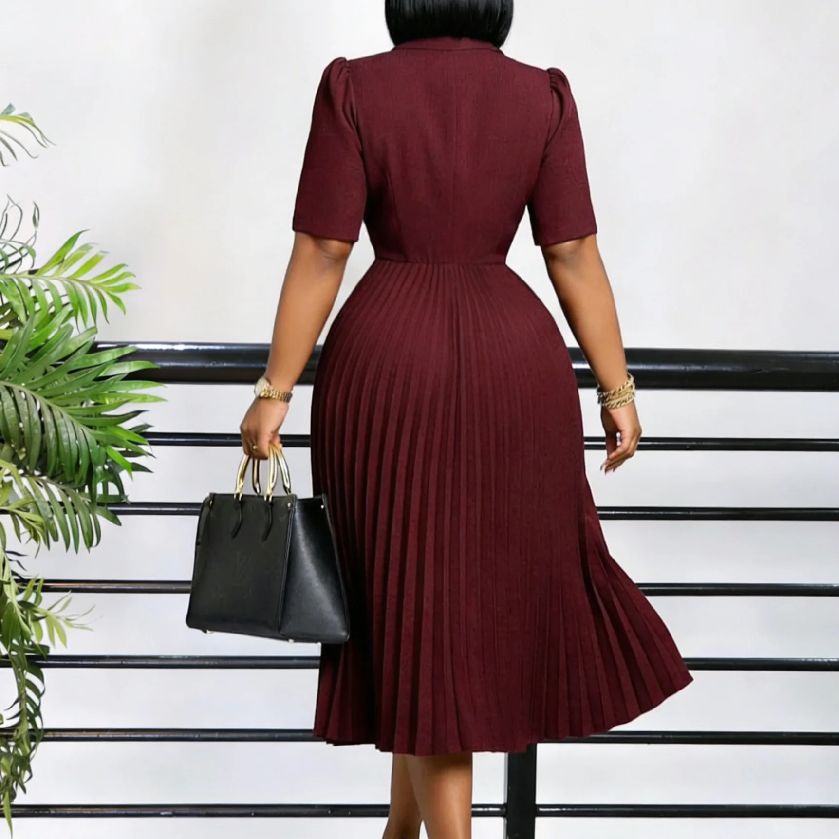Robe de bureau tendance col V | Coupe A-Line mi-longue | Tissu respirant anti-rides