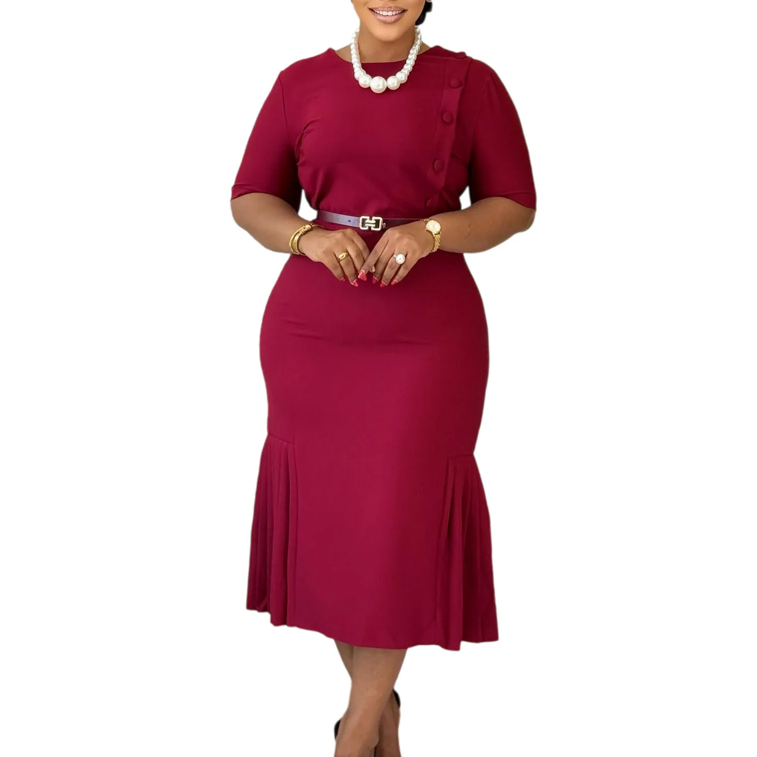 Robe de bureau élégante C8665 – Col rond, manches courtes, ceinture incluse
