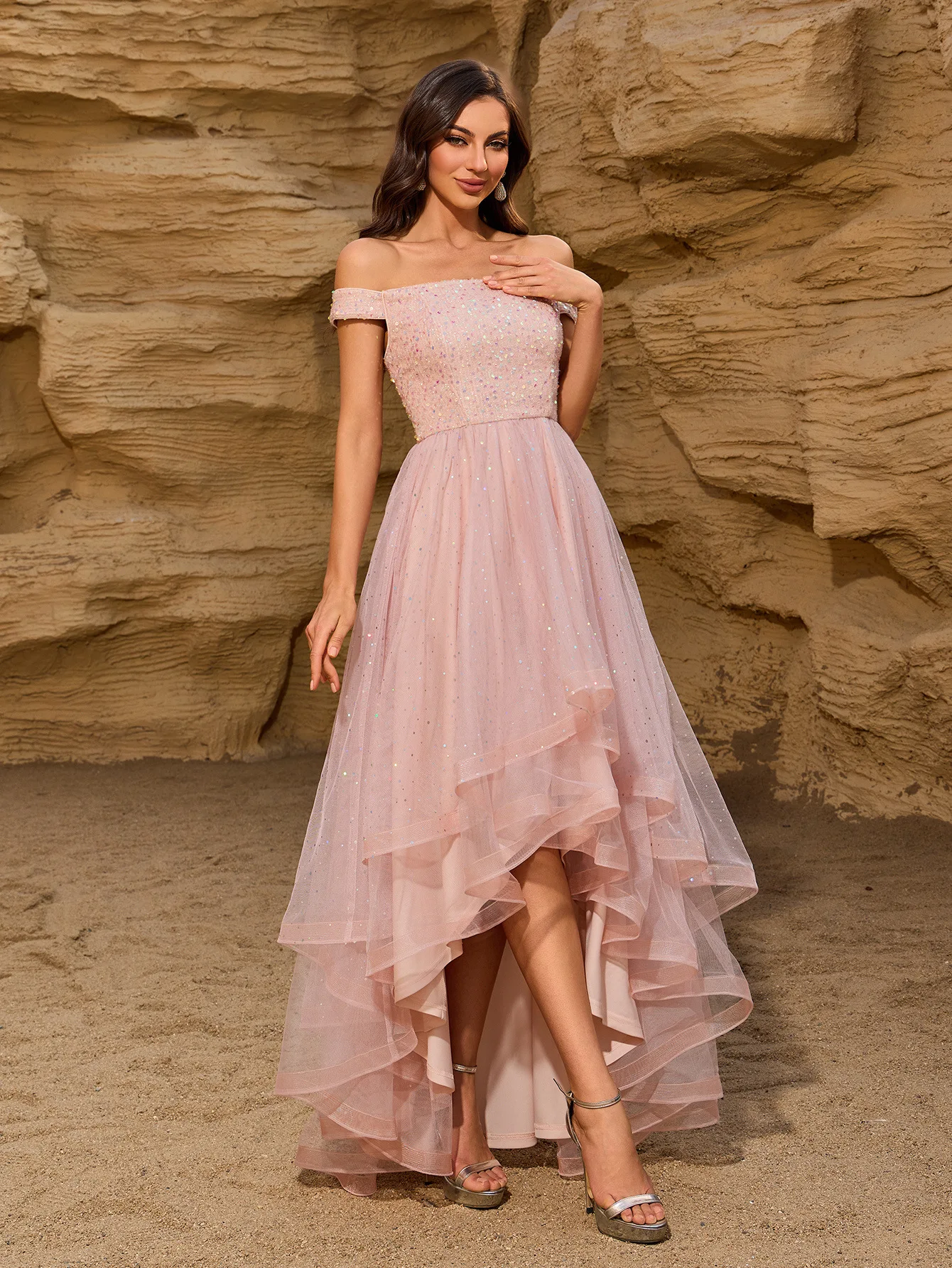 Robe de Soirée Luxe à Sequins TW00209 – Une Épaule, Multi-Couches, Coupe Princesse Maxi