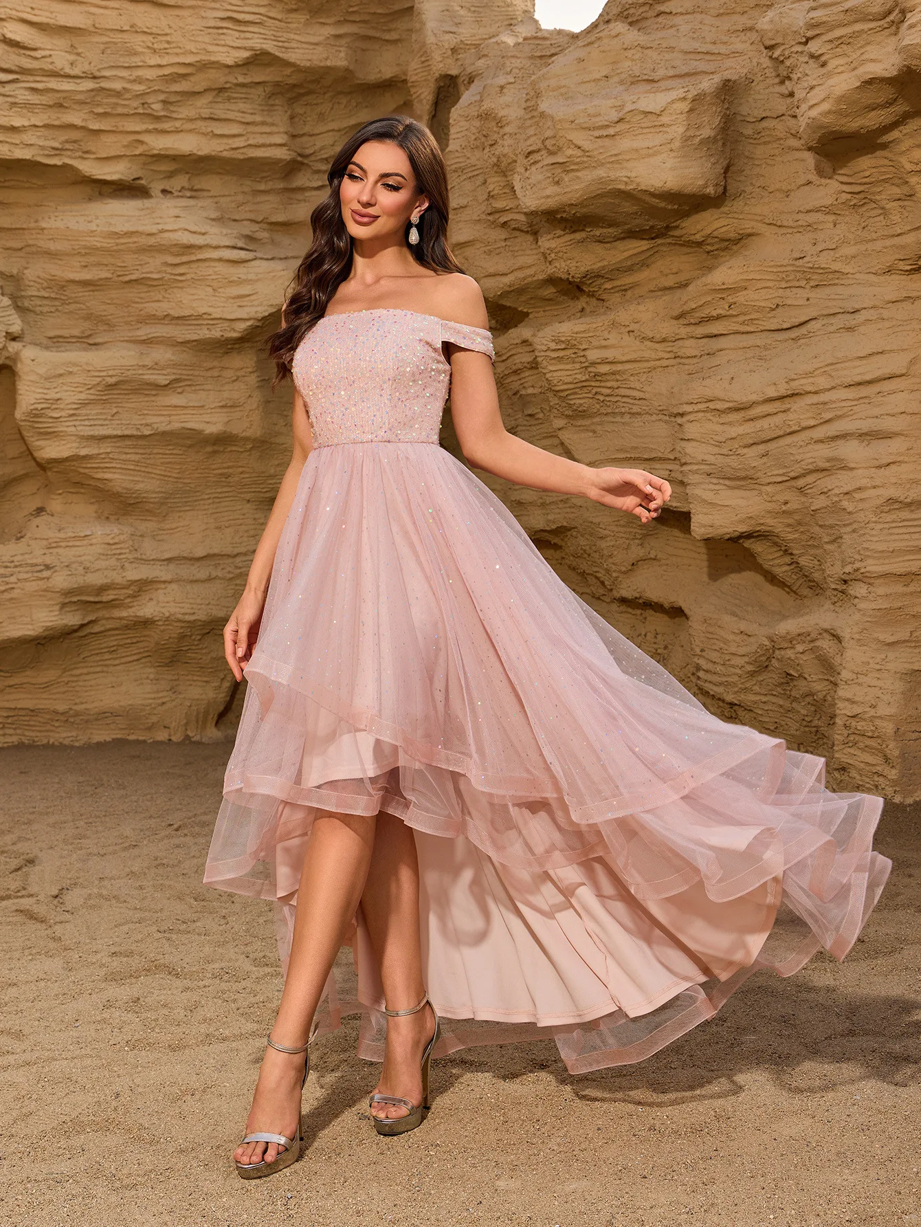 Robe de Soirée Luxe à Sequins TW00209 – Une Épaule, Multi-Couches, Coupe Princesse Maxi