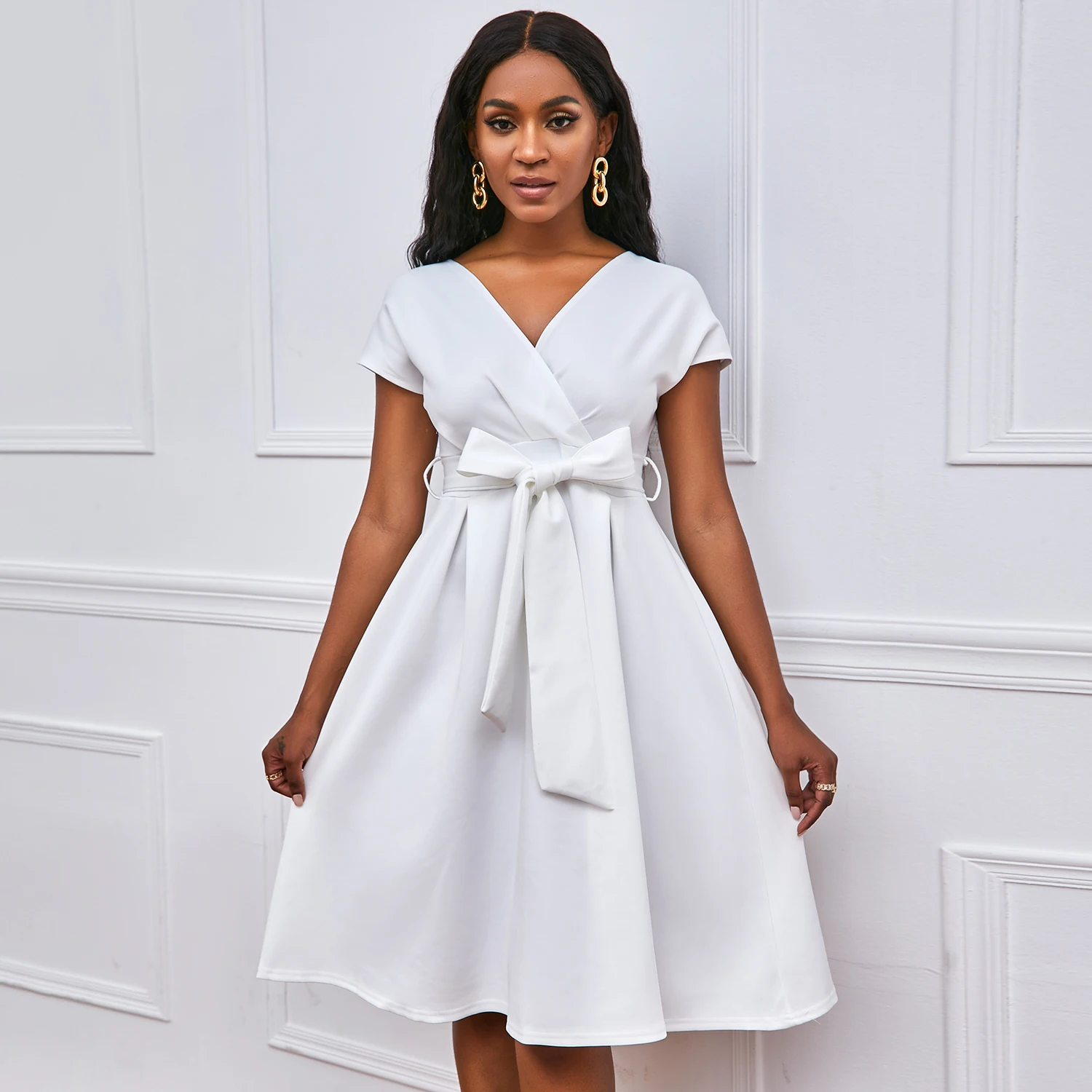 Robe Élégante Femme Col V Nœud Bandage Coupe A-Line Manches Courtes – Style Bureau & Soirée