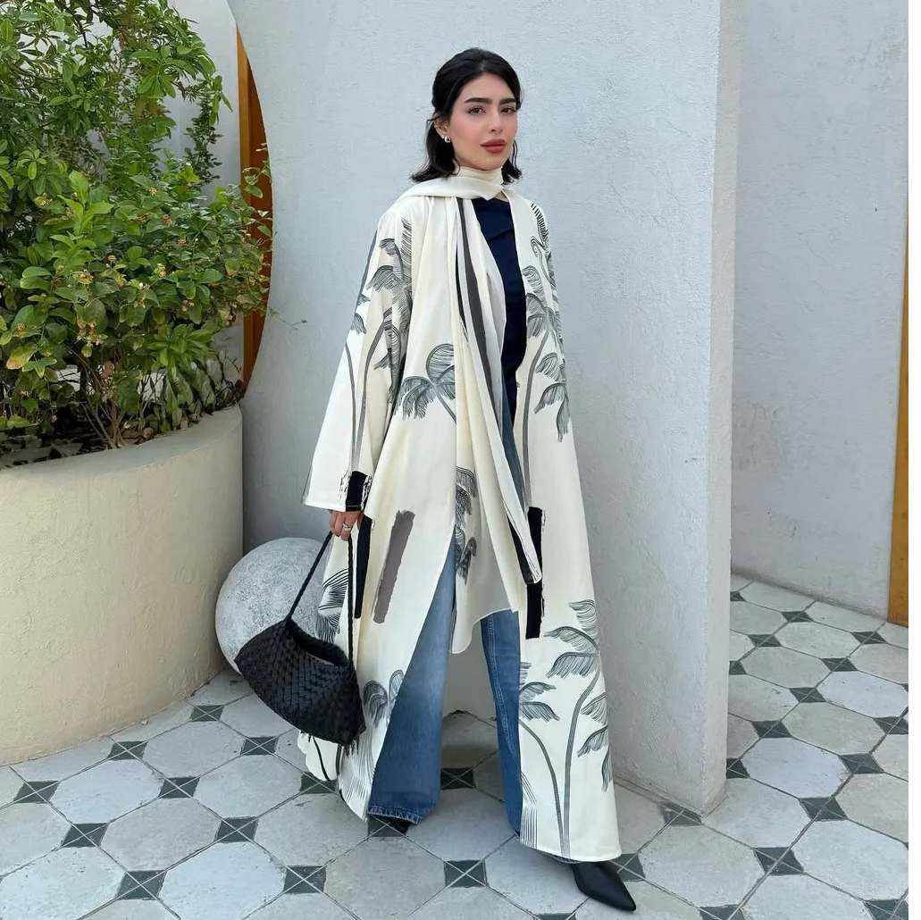 Abaya Tendance MQ278 – Robe Musulmane Maxi Imprimé Digital + Hijab