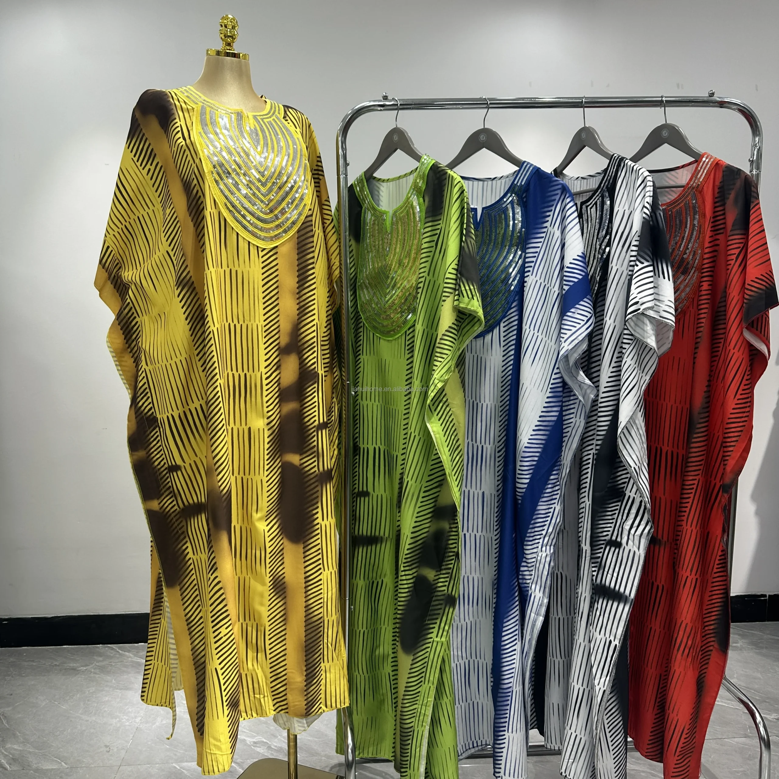 Robe Longue Africaine de Luxe | Broderie Paillettes | Kaftan Bubu Manches Chauve-Souris