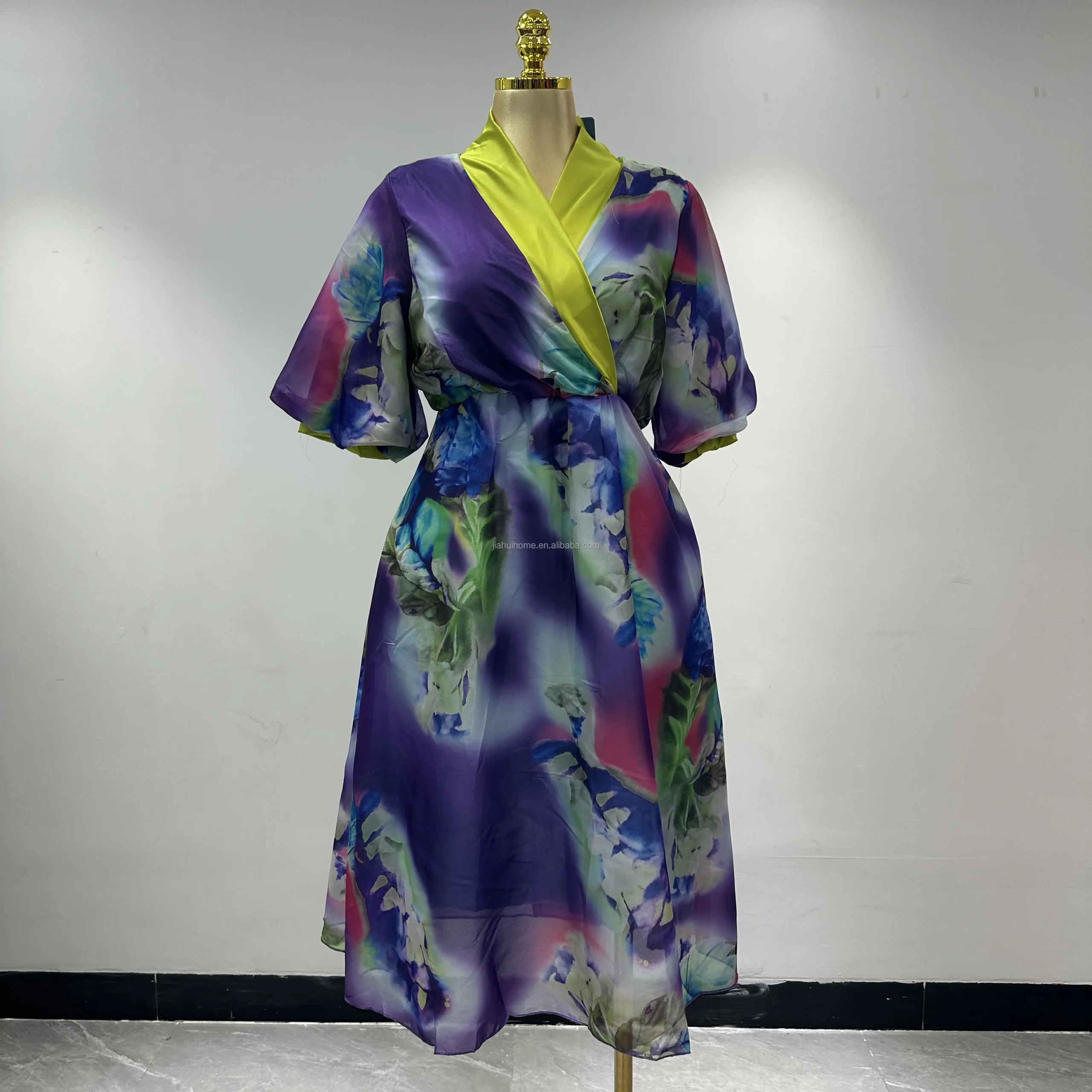 Robe Africaine Femme Grande Taille – Légère, Brodée & Tendance (Été)