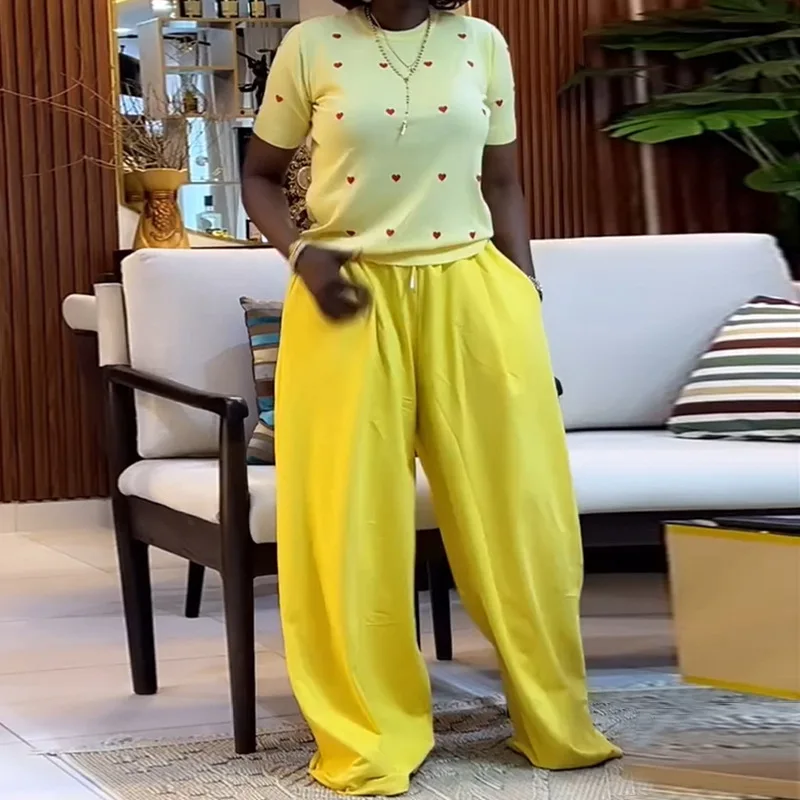 Ensemble 2 pièces femme – Top manches courtes col rond + pantalon large imprimé cœur