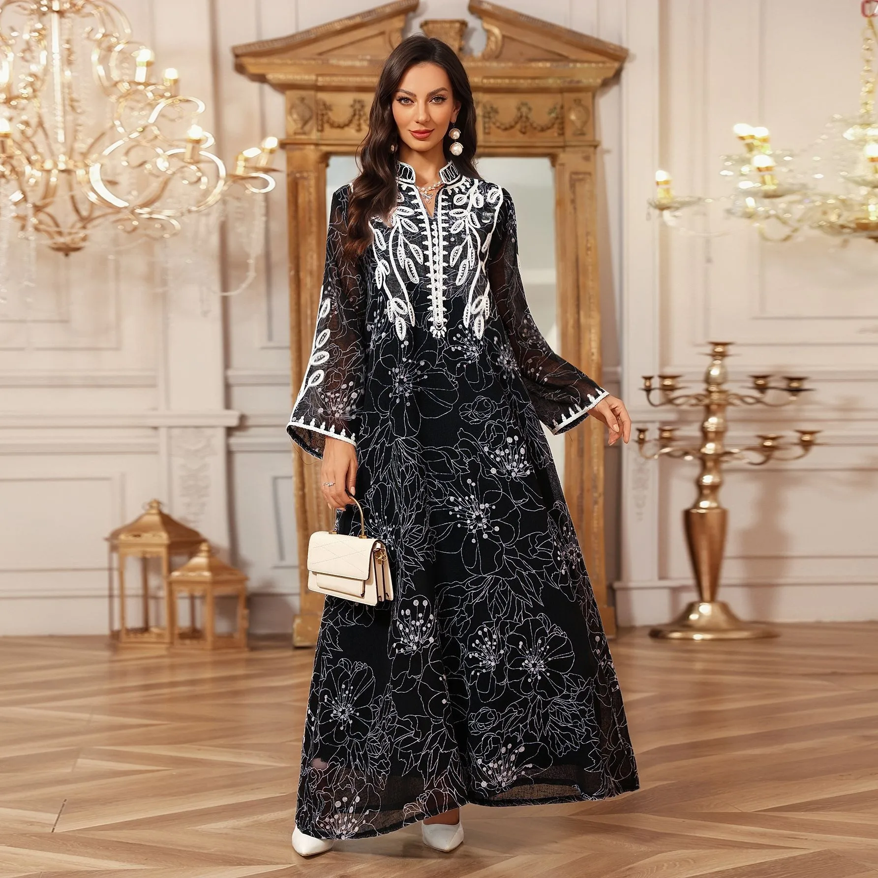 Abaya Kaftan Brodée Luxe – Robe Longue Ethnique Florale pour Femme