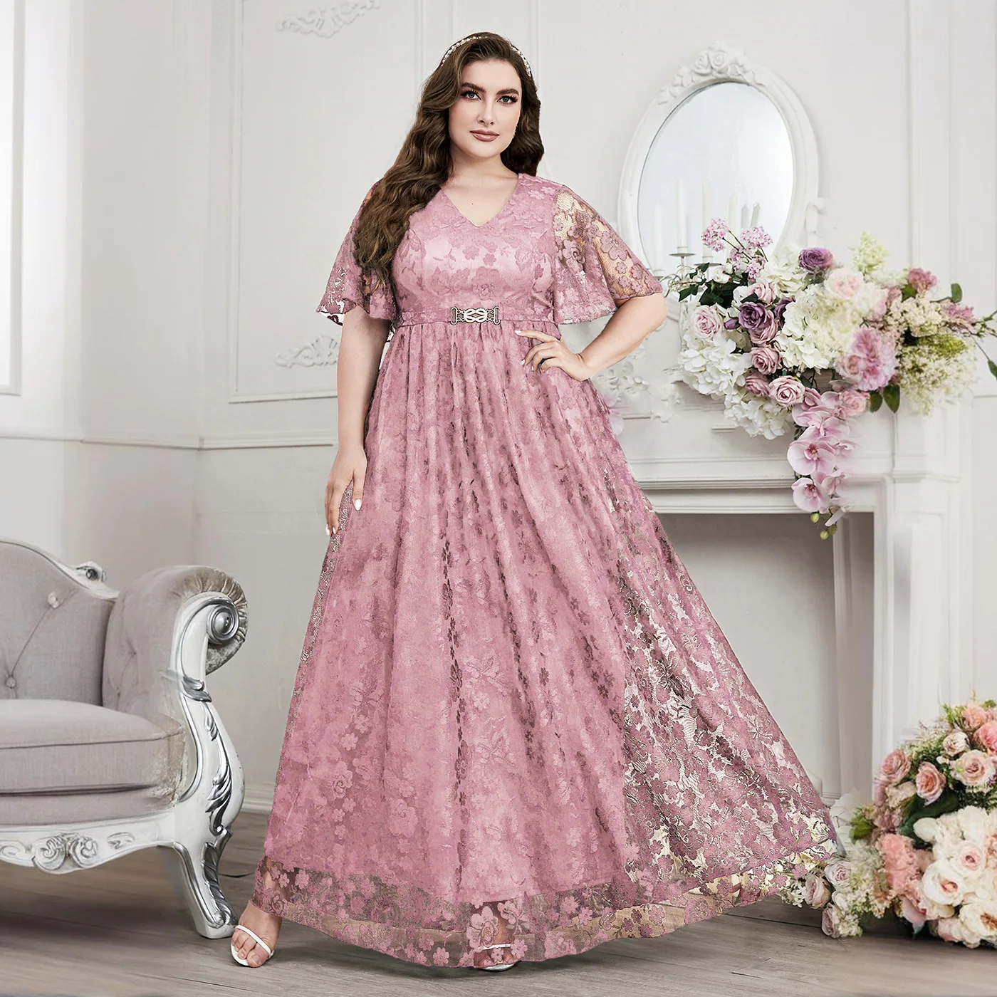 Robe de Soirée Grande Taille en Dentelle | Col V | Manches 3/4 | Jusqu'au 5XL