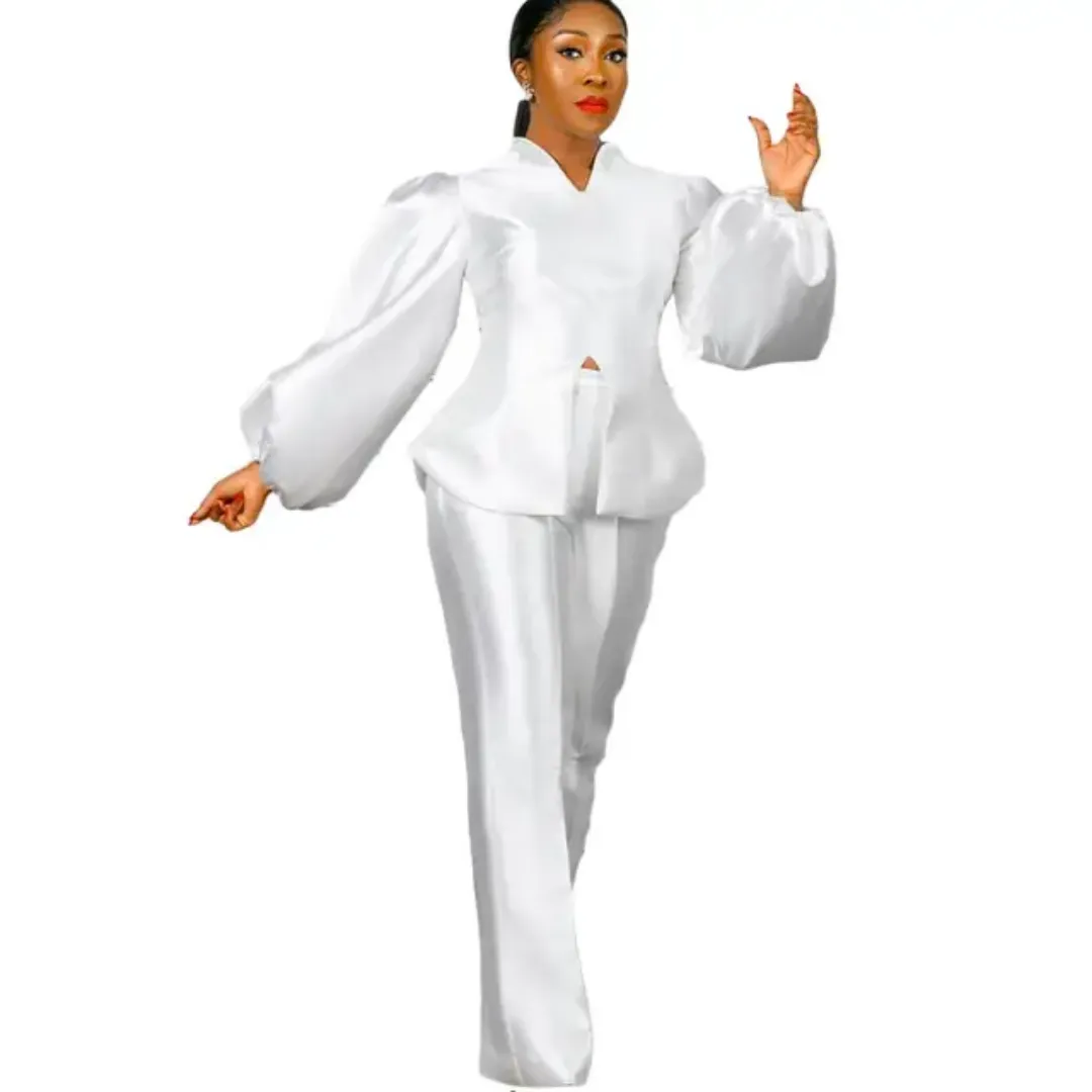Ensemble Femme Élégant Deux Pièces avec Manches Bouffantes – Top Cintré et Pantalon Classique