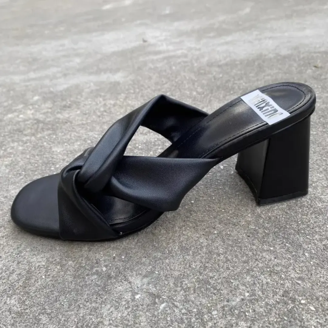 Sandales à Talons Épais pour Femmes – Design Croisé Élégant et Confortable