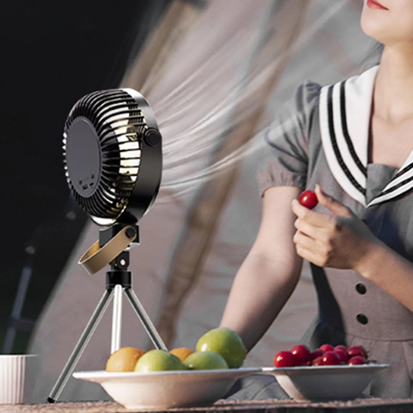Ventilateur USB Rechargeable avec Trépied et Télécommande – Idéal pour Camping, Voiture et Maison