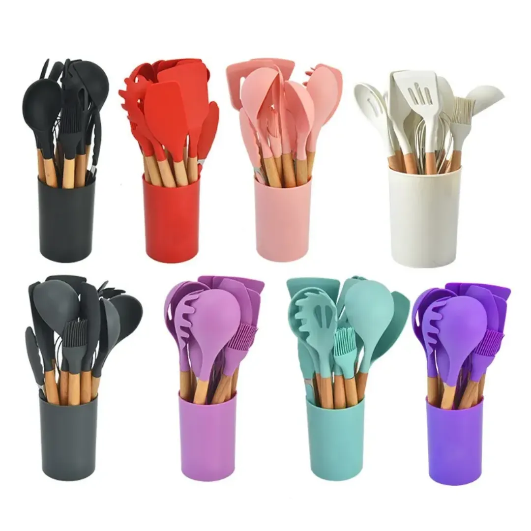 Set d’ustensiles de cuisine en silicone avec manche bois – 12 pièces