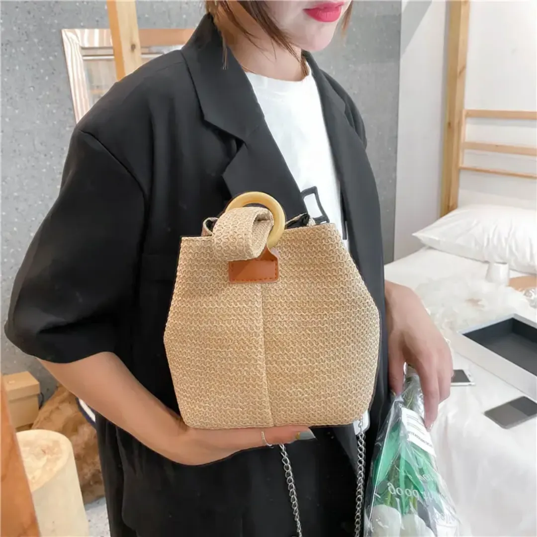 Sac à Main Seau en Paille Tressée – Léger, Naturel et Élégant pour Été et Sorties Décontractées