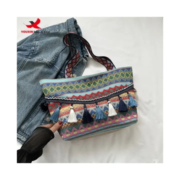 Sac à Main Tissu Ethnique avec Pompons - Style Bohème et Décontracté