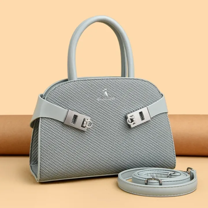 Sac à Main Élégant à Boucles Métalliques - Look Classique et Tendance