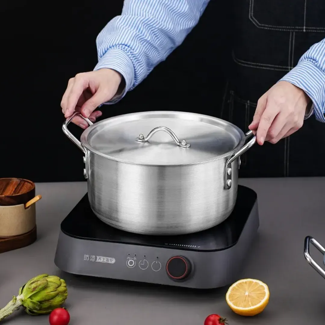 Batterie de Cuisine 7 Pièces en Aluminium Pressé - Marmites Empilables pour Cuisson Rapide et Efficace
