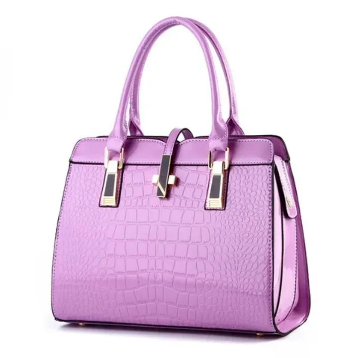 Sac à Main Effet Croco Verni - Élégance et Simplicité