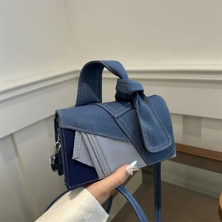 Petit Sac à Main Féminin avec Détail Nœud