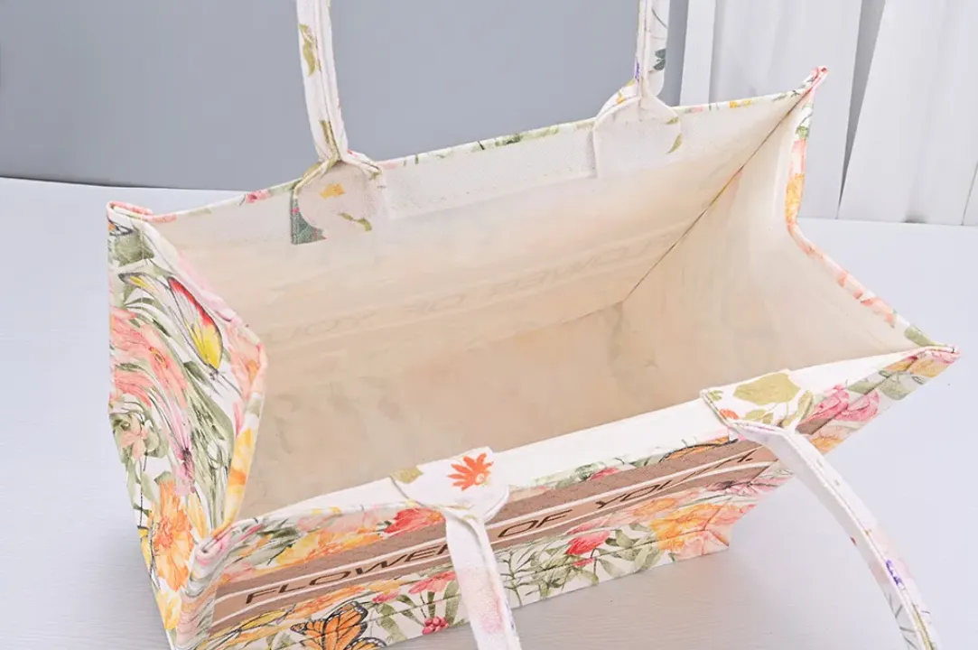 Sac Cadeau Floral - "Flower of Youth"