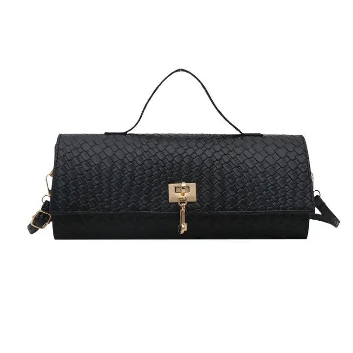 Mini Sac à Main Long avec Fermoir Doré – Élégance Compacte