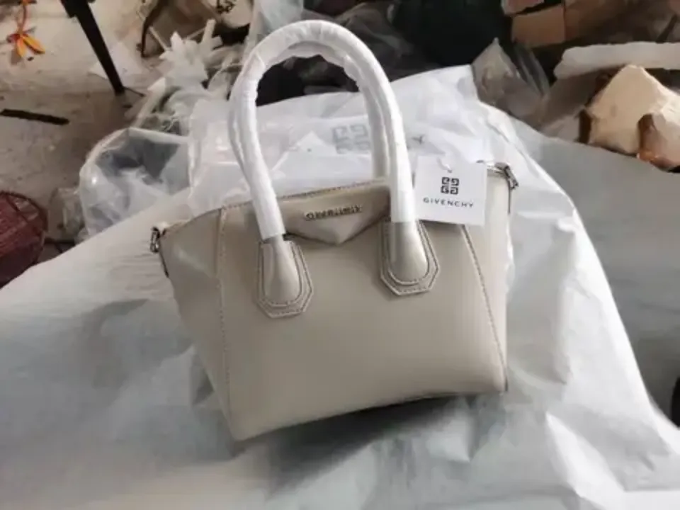 Sac à Main Élégance Urbaine – Style Classique et Tendance