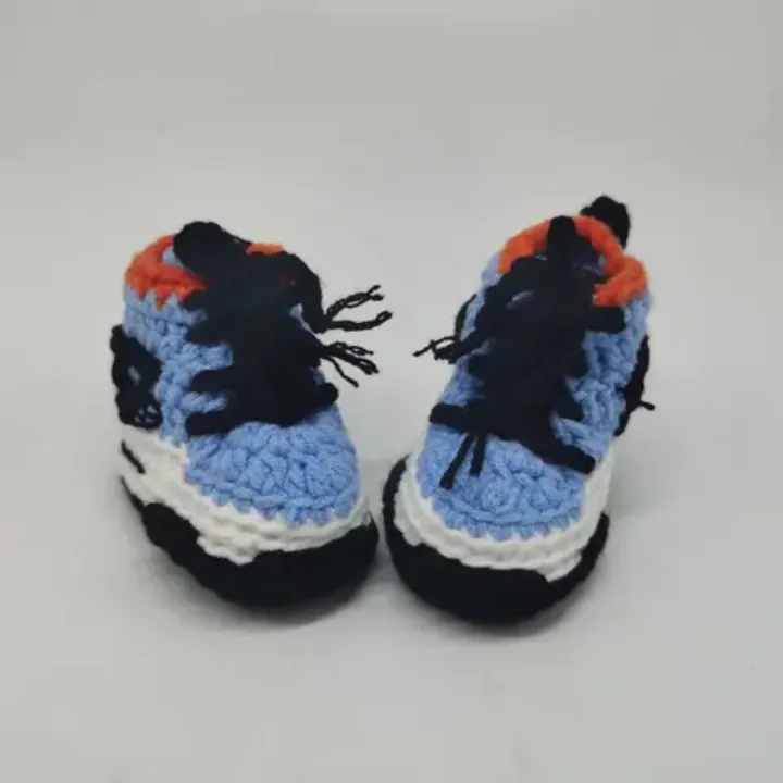 Chaussons Bébé au Crochet – Sneakers Souples Tricotés à la Main