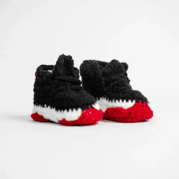 Chaussons Bébé au Crochet – Sneakers Souples Tricotés à la Main