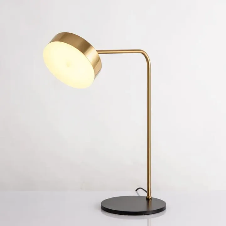 Lampe de Bureau Moderne en Métal Doré - TQ22001
