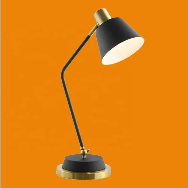 Lampe de Bureau Moderne avec Tête Courbée - TQ22014