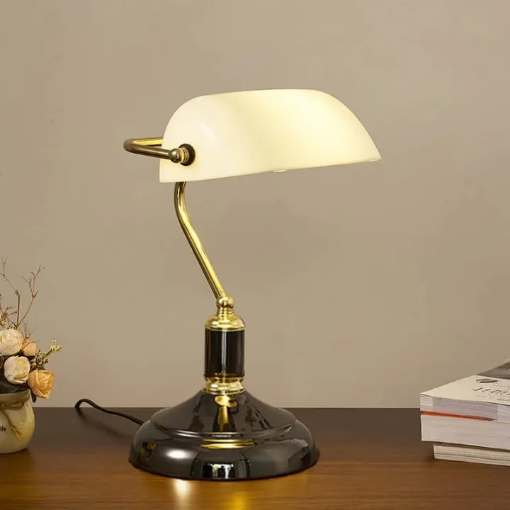 Lampe Banquier Classique avec Abat-Jour en Verre Blanc – TQ22020A