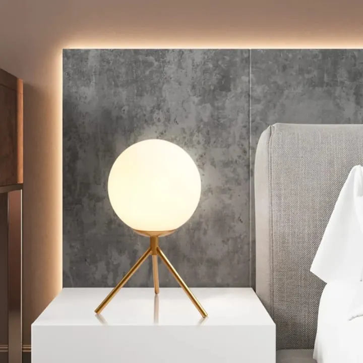 Lampe Trépied Globe Verre & Métal – TQ22035