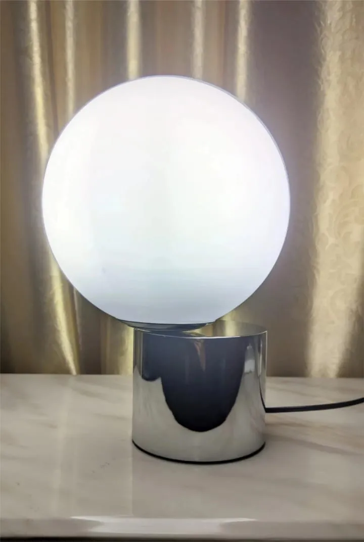 Petite Lampe Sphérique Minimaliste – TQ22050