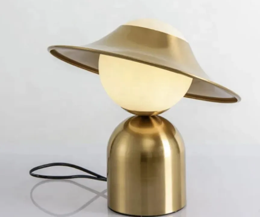 Lampe de Table Dorée Globe Haut – TQ22051