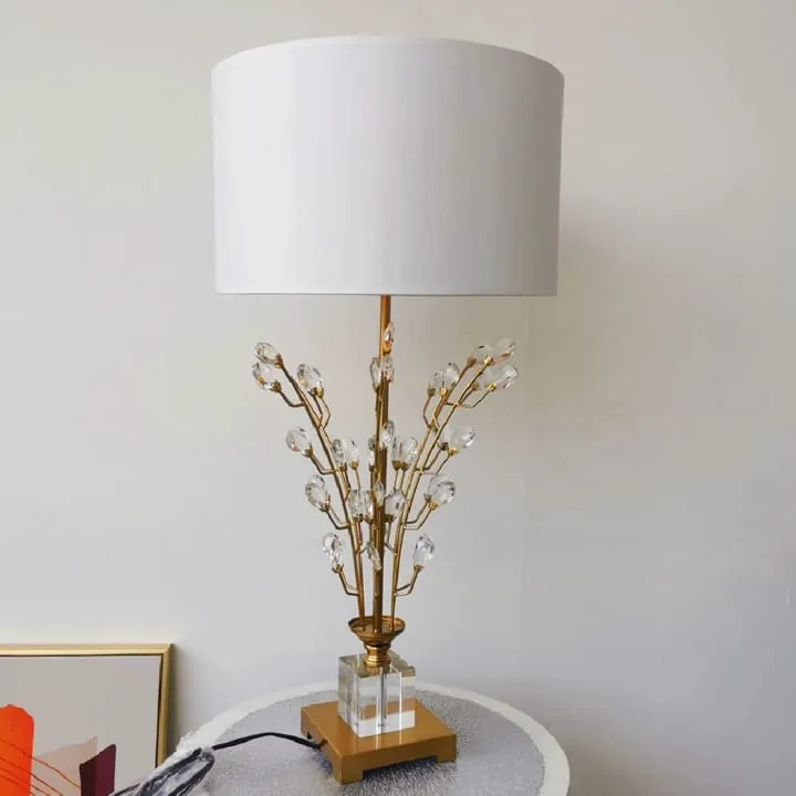 Lampe Colonne Dorée avec Abat-Jour Blanc – YF-167S