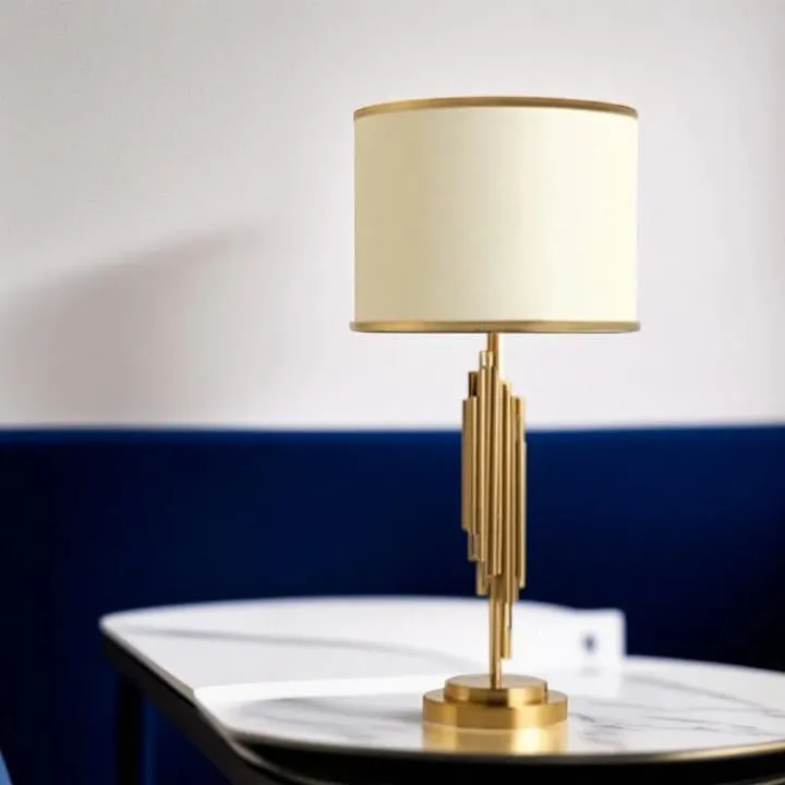 Lampe Dorée avec Abat-Jour Blanc – YF-253B