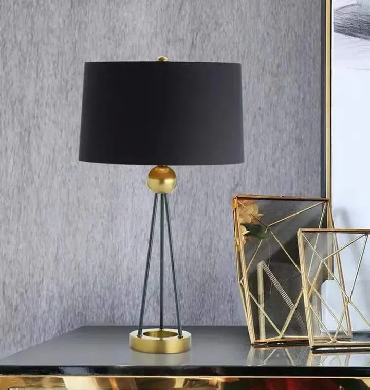 Lampe Anneau Suspendu avec Abat-Jour Noir – YF-817