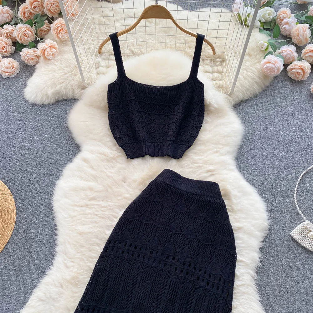 Ensemble Femme Bohème Tricoté – Haut Court et Jupe Longue en Crochet, Style Estival Chic