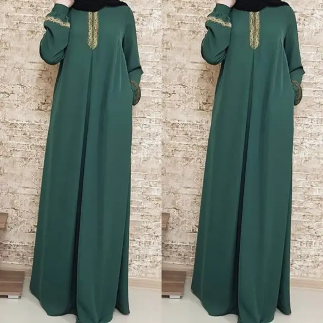 Abaya Noire Élégante – Robe Longue Femme avec Broderie Dorée sur Poignets et Col