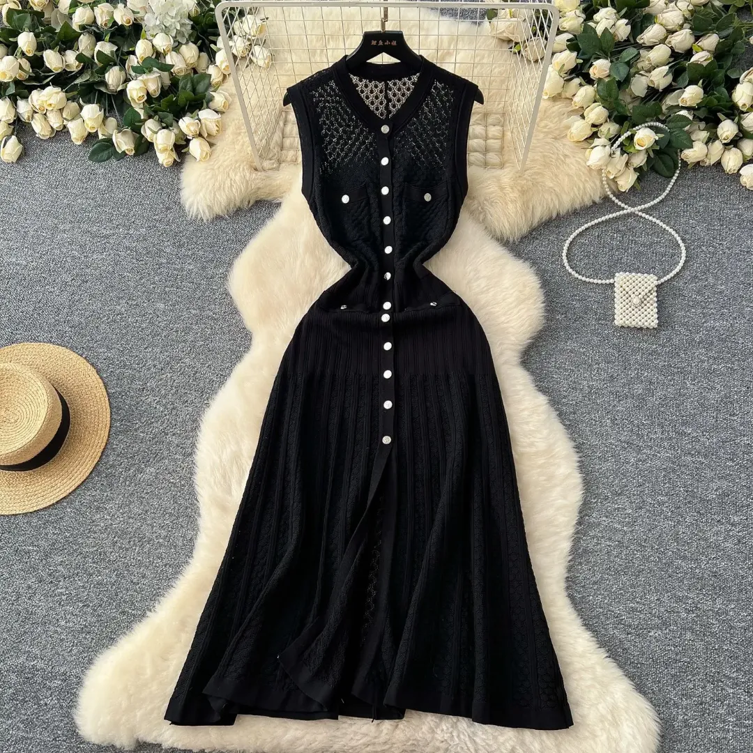 Robe Tricotée Sans Manches Élégante – Tendance 2025, Longue avec Boutons, Style Décontracté Chic