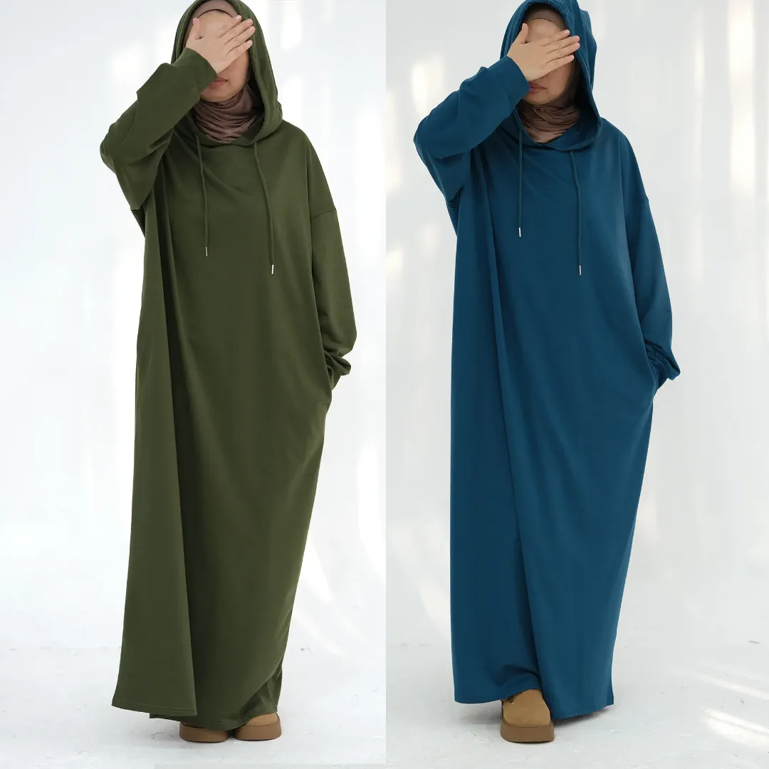 Robe Longue Décontractée à Capuche – Style Modeste et Confortable