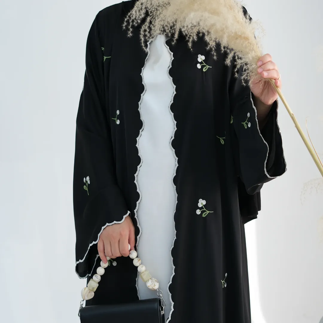 Kimono Abaya Brodé à Fleurs – Chic et Élégant