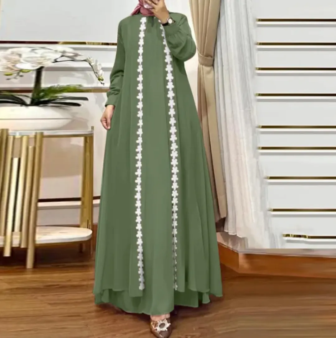 Robe Longue Modeste avec Broderie Florale Verticale