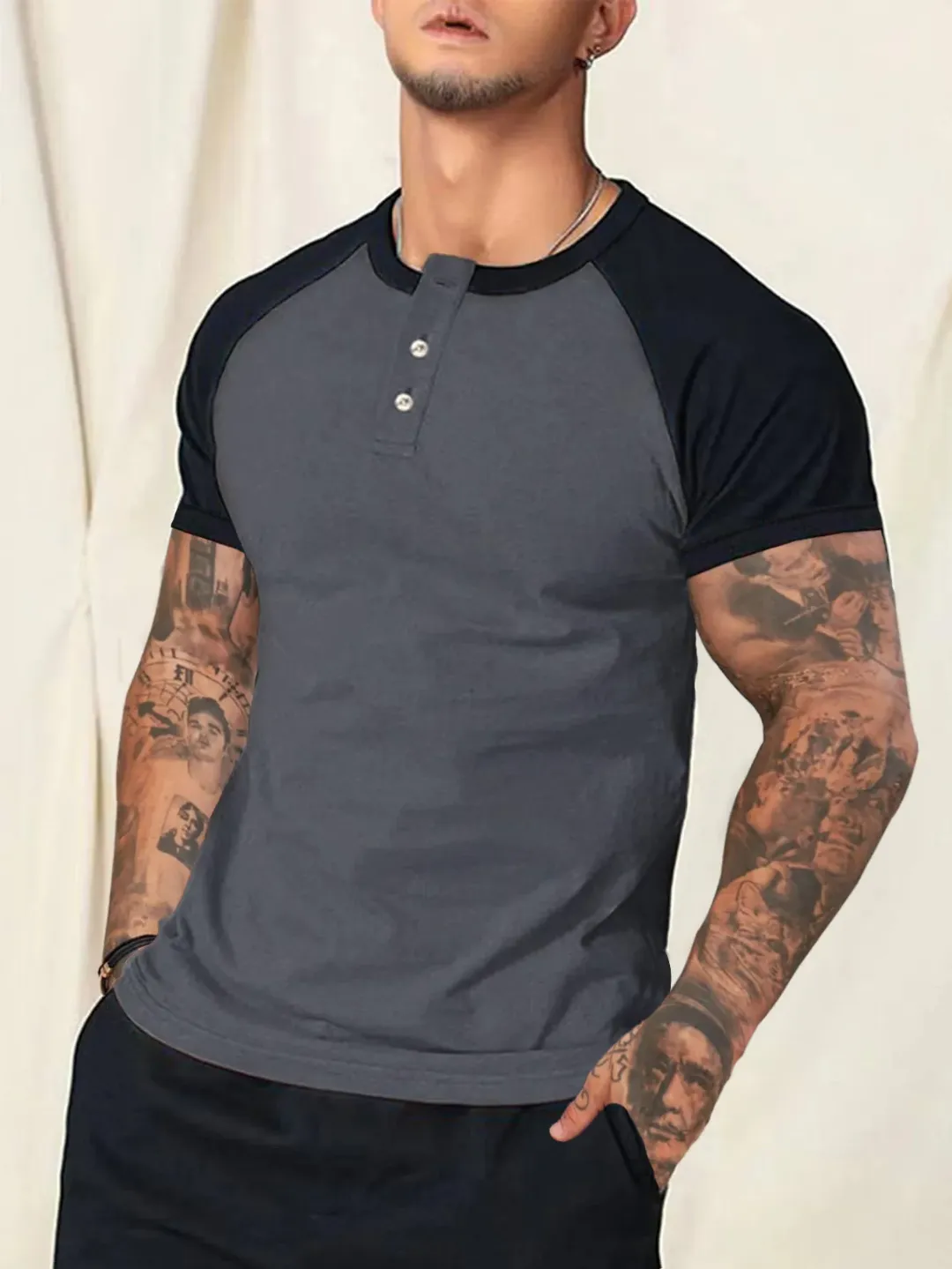 T-shirt Bicolore Homme à Col Boutonné – Manches Courtes