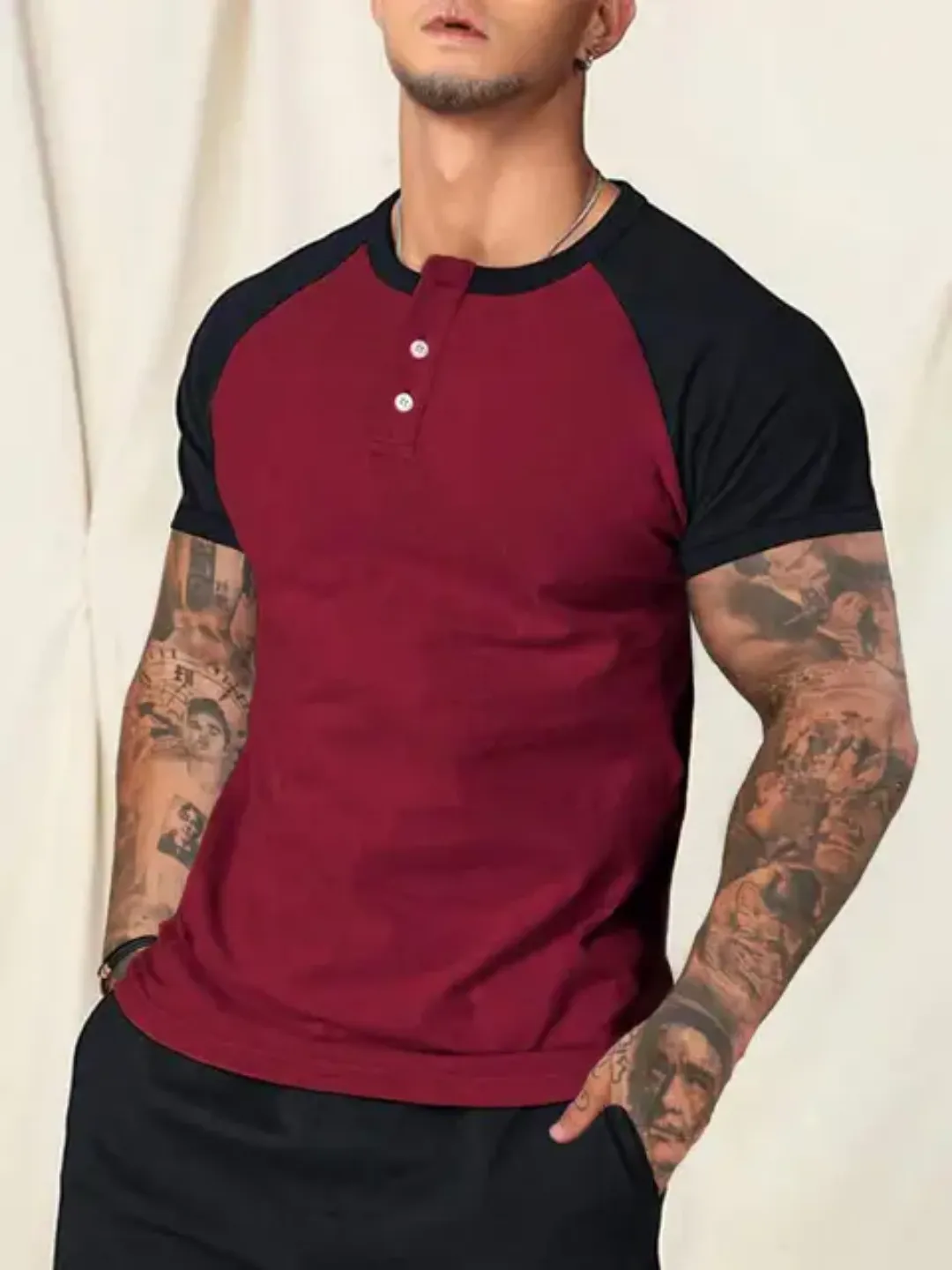 T-shirt Bicolore Homme à Col Boutonné – Manches Courtes