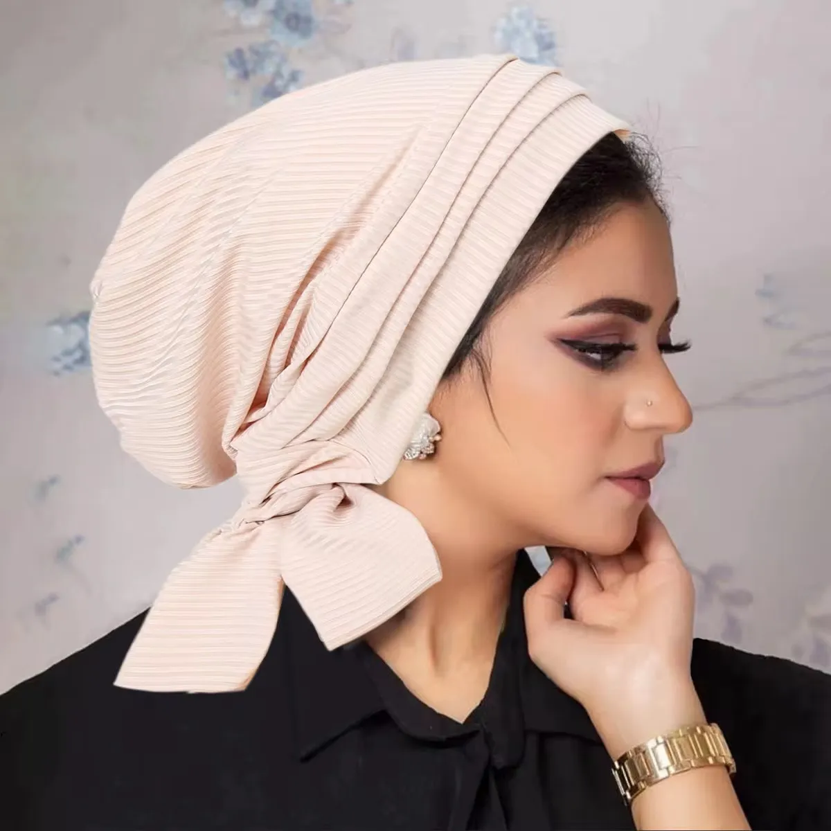 Turban Femme Pré-Noué – Couvre-Chef Élégant, Confortable et Extensible, Idéal Perte de Cheveux ou Usage Quotidien