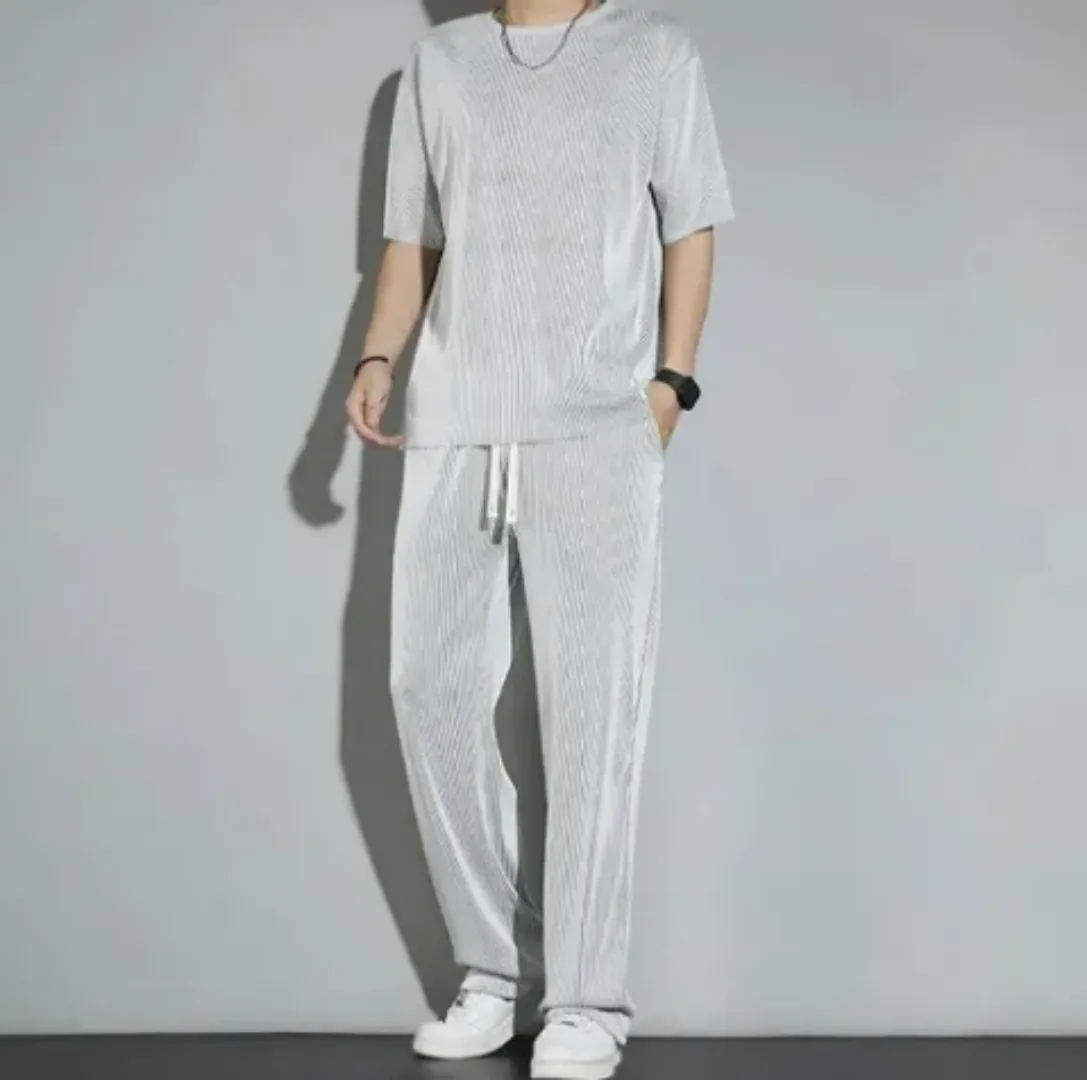Ensemble Décontracté Homme à Rayures – T-shirt et Pantalon Ample