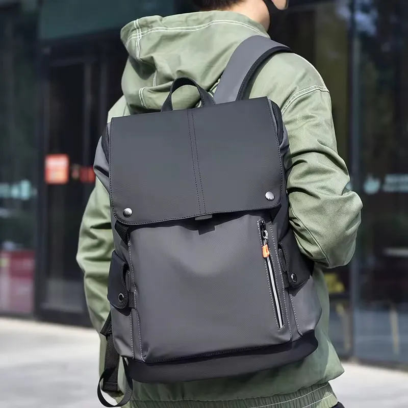 🎒 Sac à Dos Urbain Multifonction – USB & Audio Intégrés  Conçu pour les hommes actifs, étudiants, travailleurs ou voyageurs modernes.