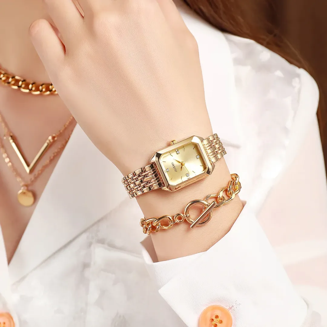 Montre-bracelet à la mode avec collier multicouche et chaîne